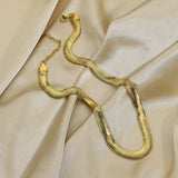 Chunky Snake Necklace Gold - VIRAGE London