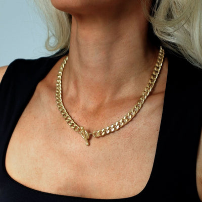 CubanT-BarChainNecklaceGold-VIRAGELondon2-1080-min_400x.jpg?v=1769354702