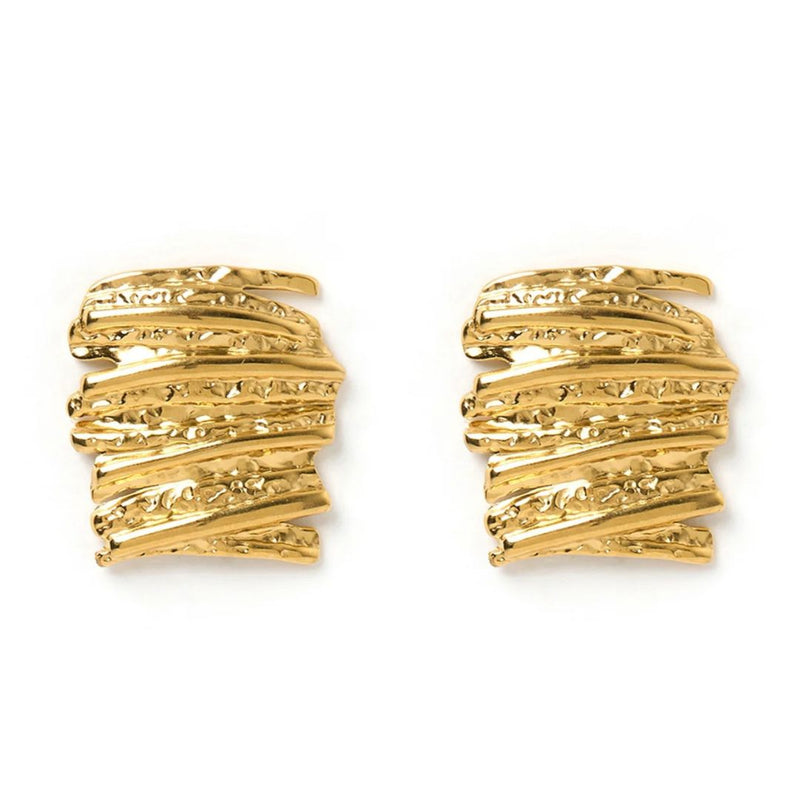 Gold Era Hammered Square Earrings - VIRAGE London