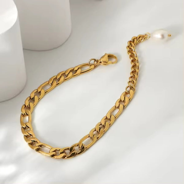 Figaro Bracelet Gold - VIRAGE London