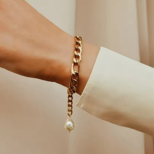 Figaro Bracelet Gold - VIRAGE London