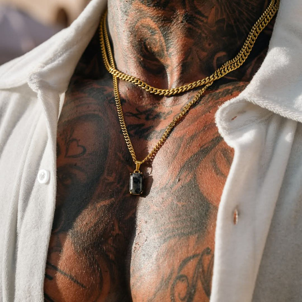 Spectrolite Pendant Gold | Men's Spectrolite Necklace | VIRAGE London