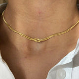 Knot Necklace Gold - VIRAGE London