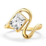 Radiant Cut Aura Ring Gold - VIRAGE London